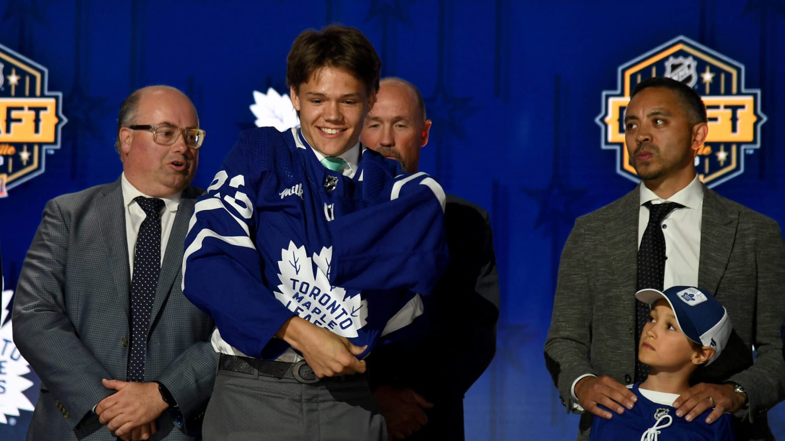 Maple Leafs’ priority should be a forward if they get to use their 1st-round pick
