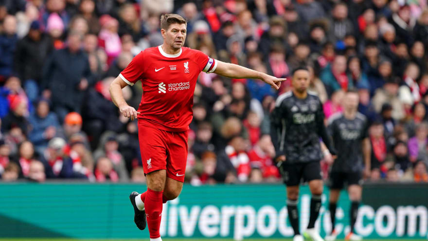 Watch: Gerrard speaks like every Liverpool fan in Klopp tribute; ‘I hope to god there’s a statue’