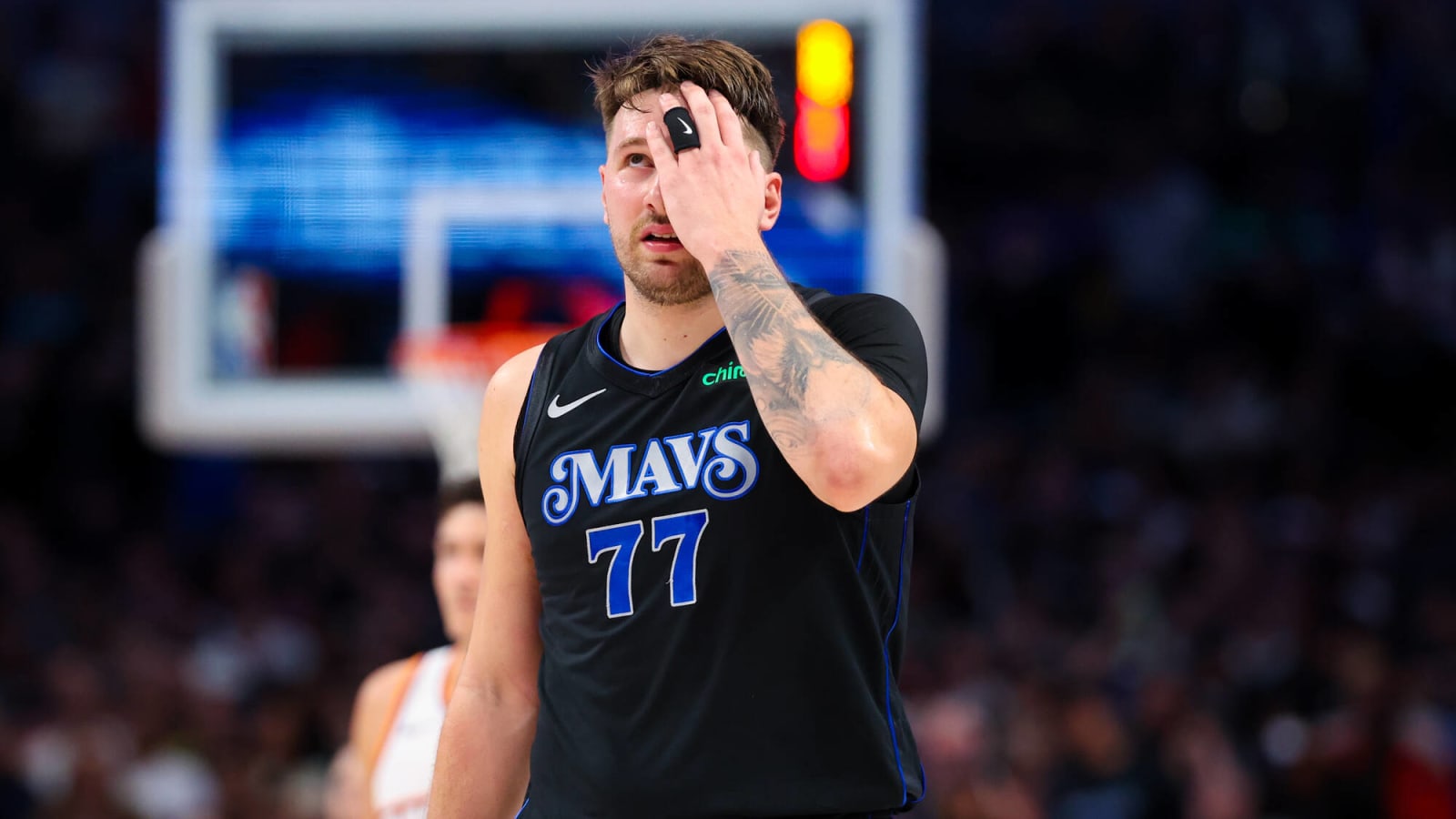 Reporter reveals what Suns fan said to Mavericks’ Luka Doncic to prior to ejection