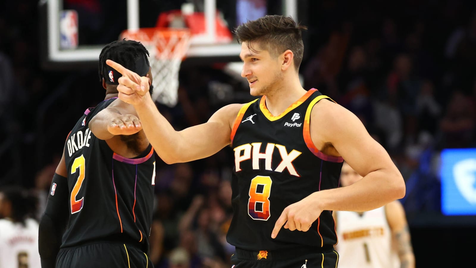 Suns make intriguing change to starting lineup