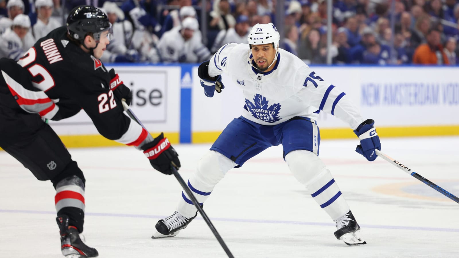 Ryan Reaves speaks candidly about pressure he felt playing in Toronto