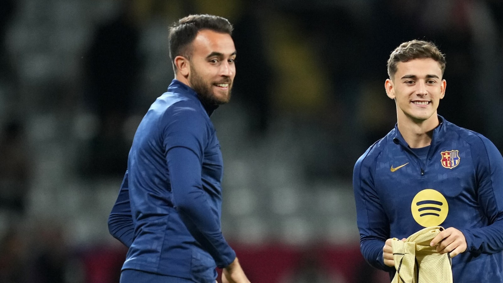 Newcastle want Barcelona star as Lascelles replacement