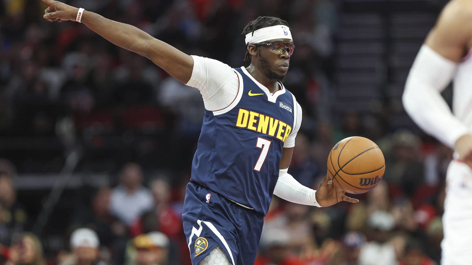 Nuggets Secure Victory: Denver Triumphs Over Chicago Bulls, 114-106