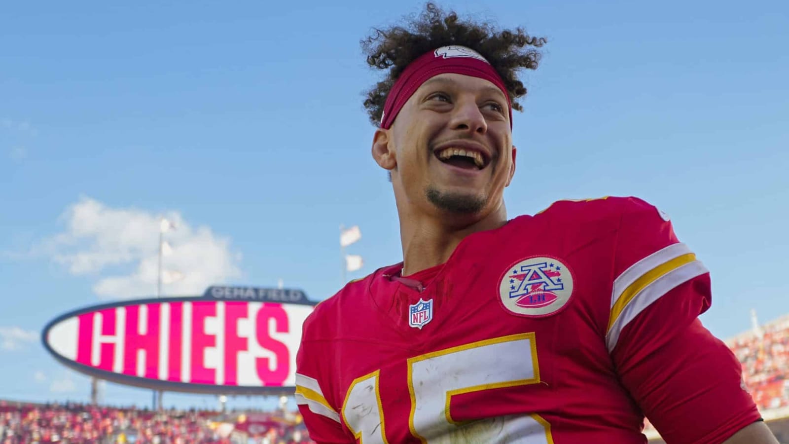 Kansas City Chiefs Sweep Raiders, Improve To 11-1 on the Season