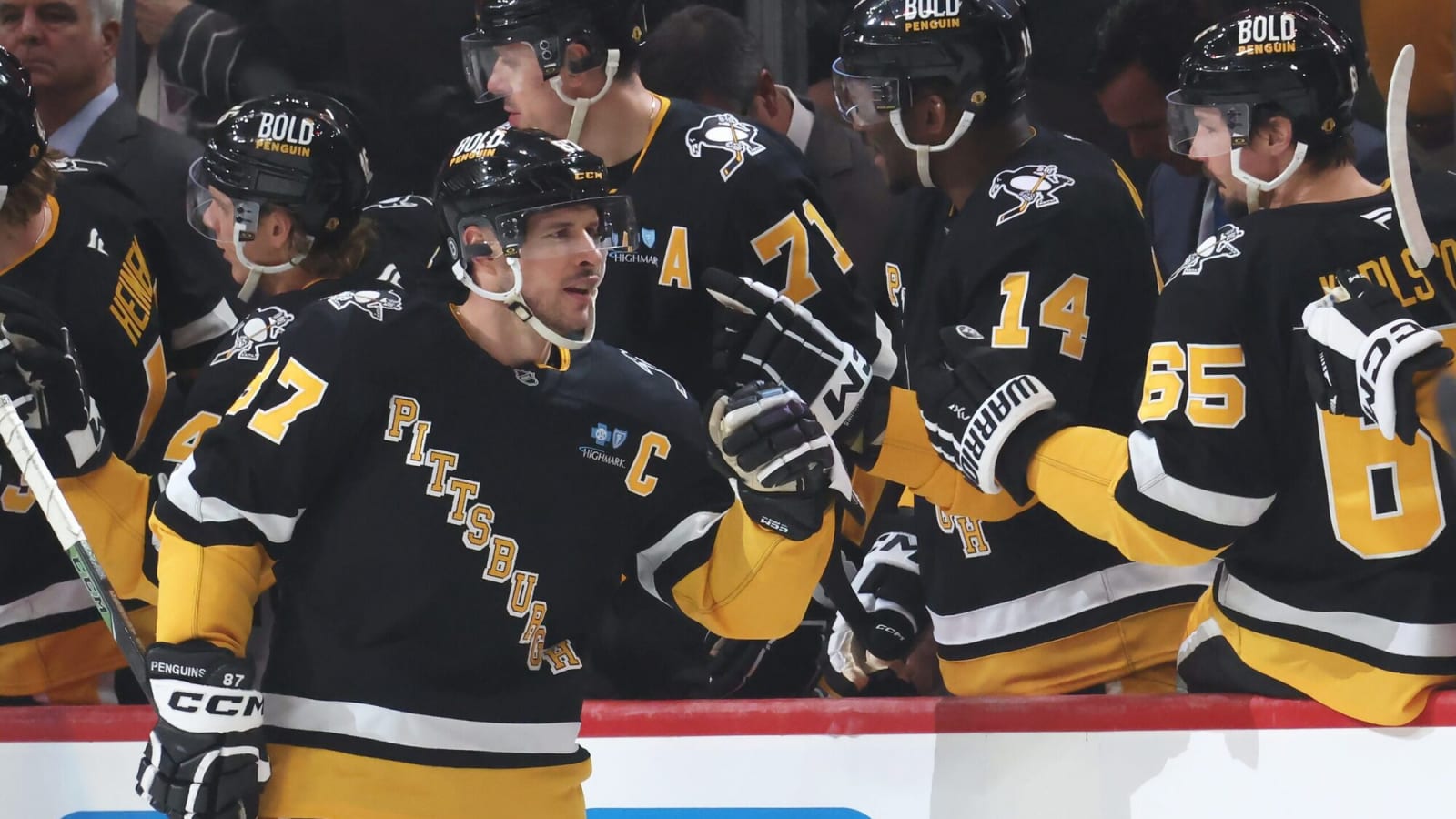 Penguins’ Sidney Crosby records multi-goal game vs. NHL-record 31st team