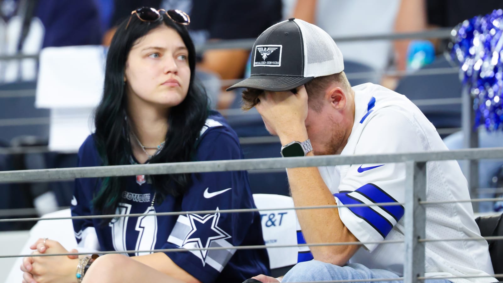 Sad Dallas Cowboys fan goes viral in ridiculous oversized hat