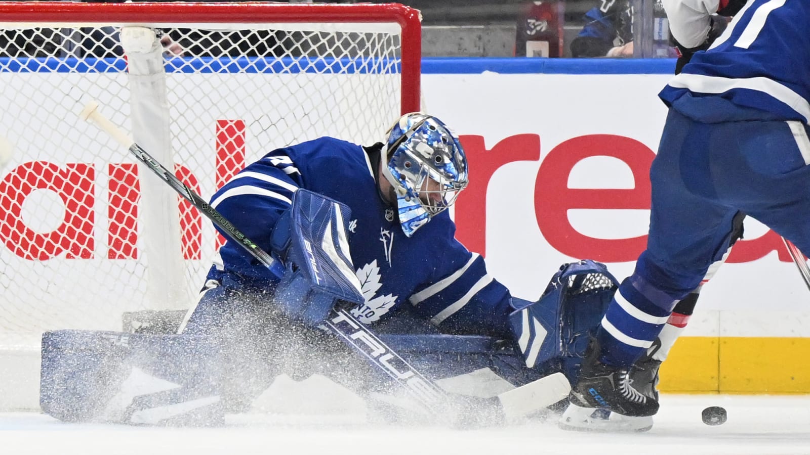 Maple Leafs Mixed Bag in Battle for Consistency