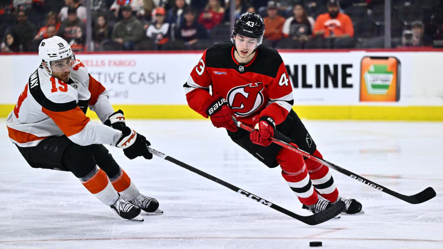 Devils’ Luke Hughes’ 2023-24 Season Deserves the Calder Trophy