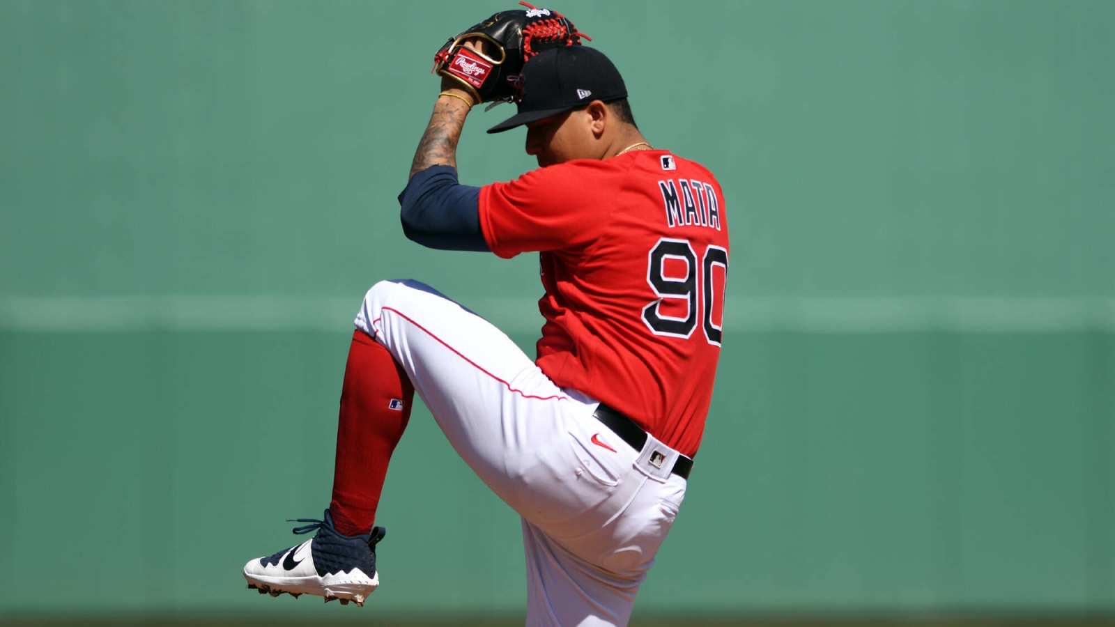 Red Sox to promote top pitching prospect Bryan Mata to Triple-A Worcester, per report