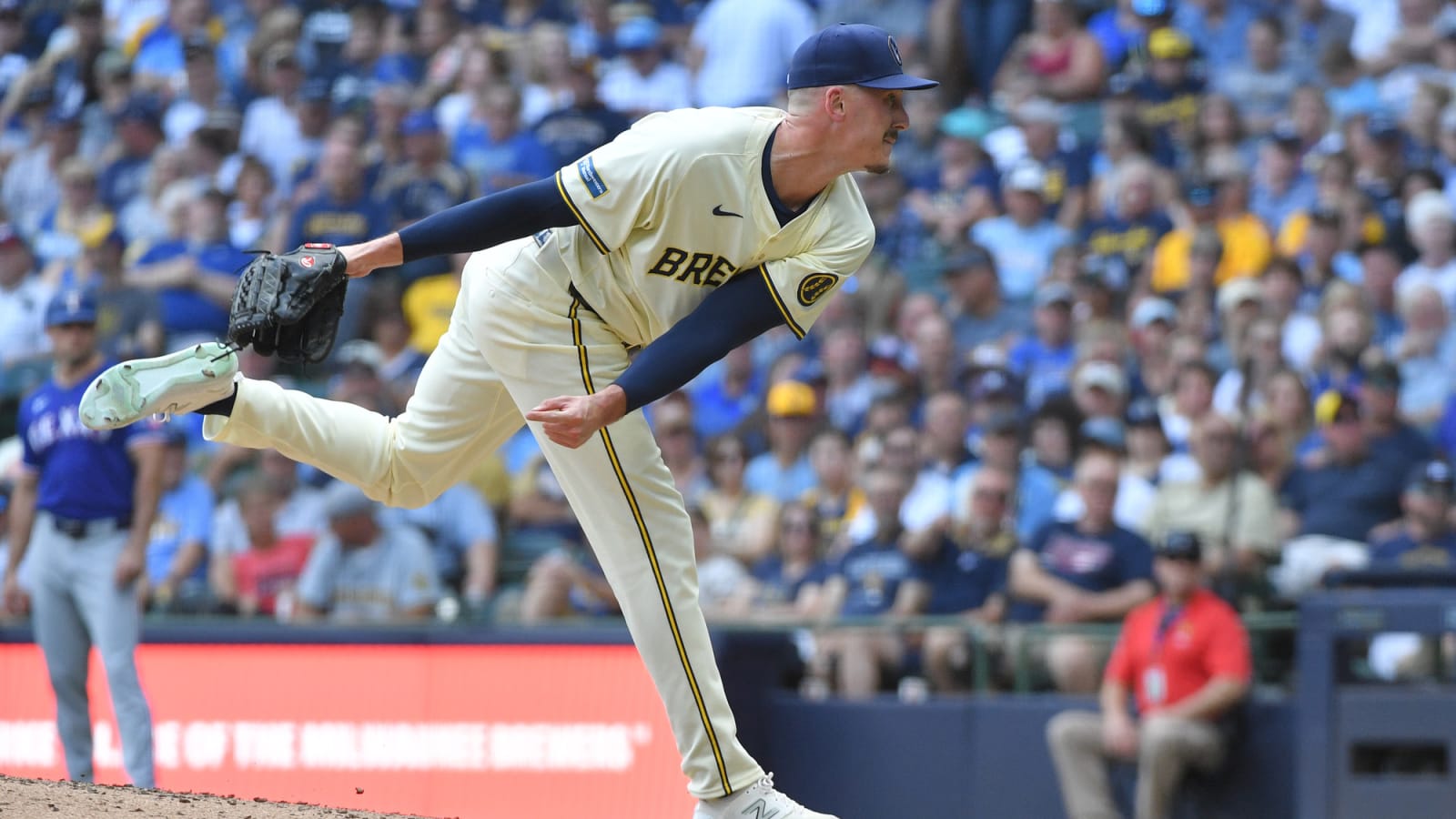 Without Big Names, the Brewers Bullpen Has Been Elite