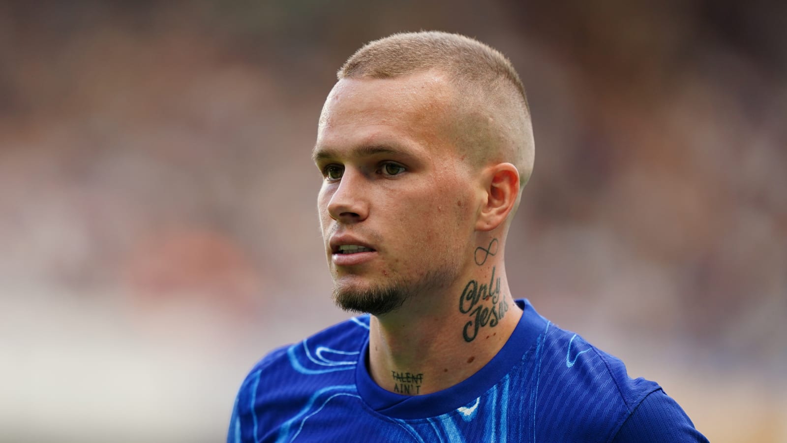 Chelsea player goes down Paul Pogba route in attempt to ease messy situation