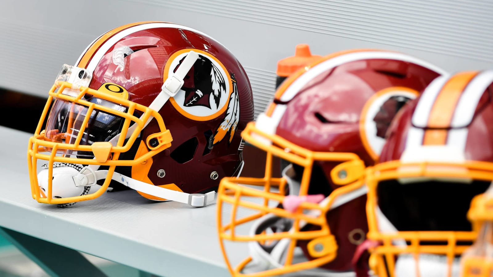 Washington Post calls for Redskins to change team name