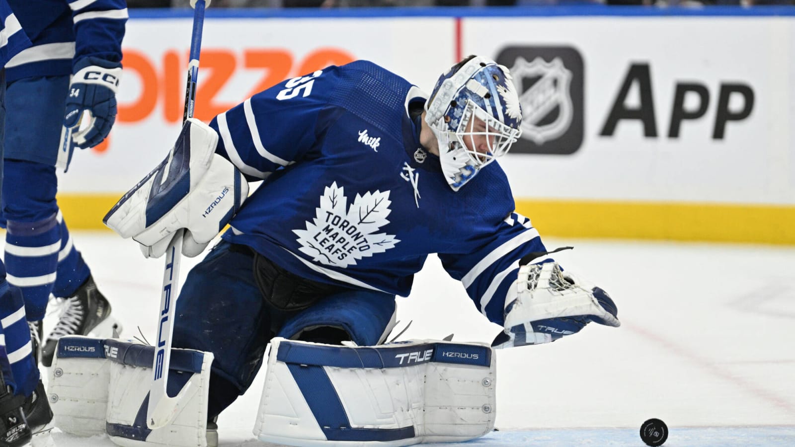 Vegas Golden Knights sign Ilya Samsonov to a 1-year, $1.8M contract