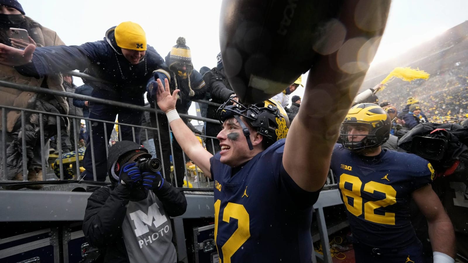 Michigan jumps to No. 2 in the penultimate CFP rankings