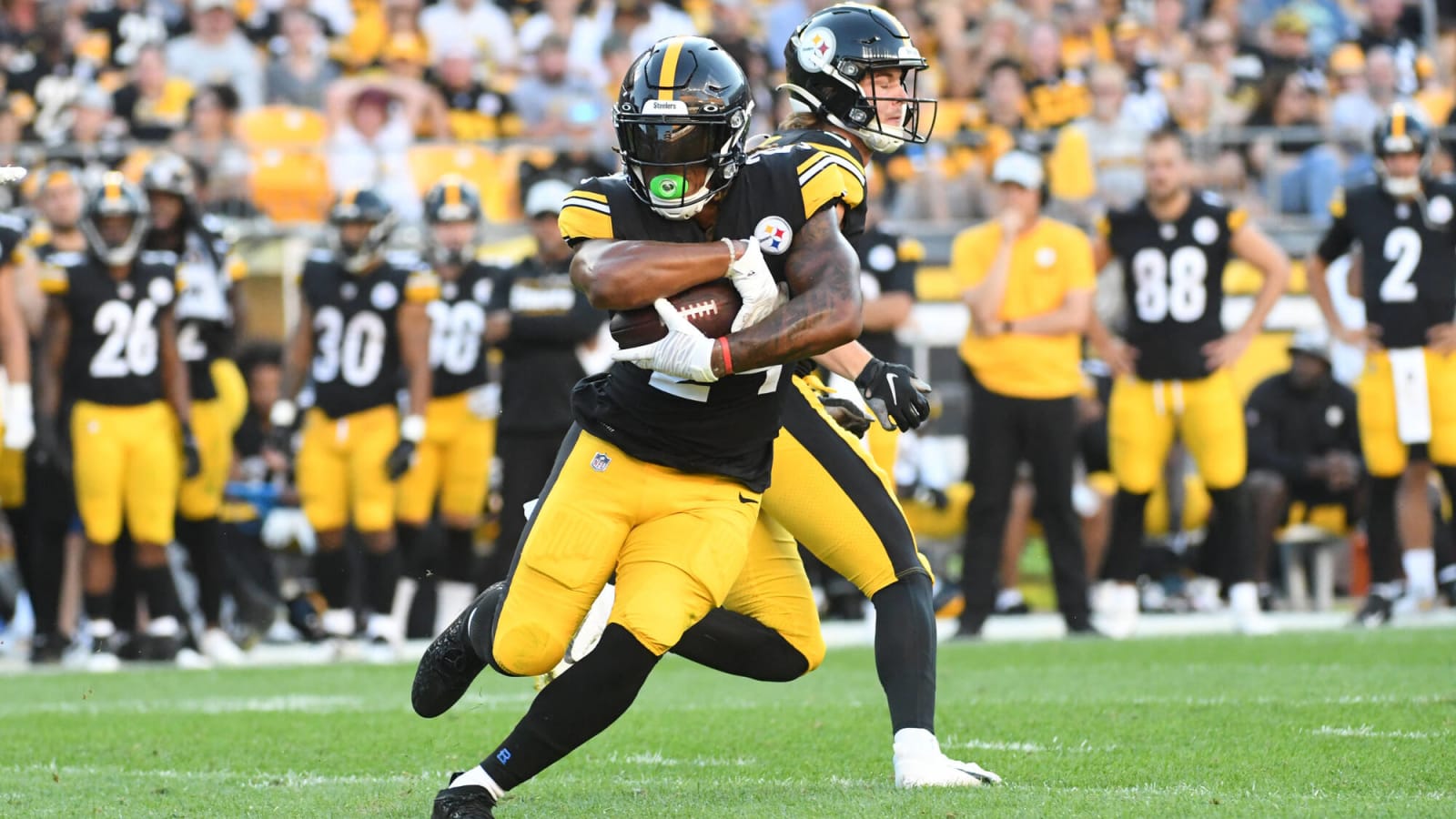 Former Steelers Returner To Miss Week 1 Matchup Due To Wrist Injury; Benny Snell Jr. Heads To NFC North