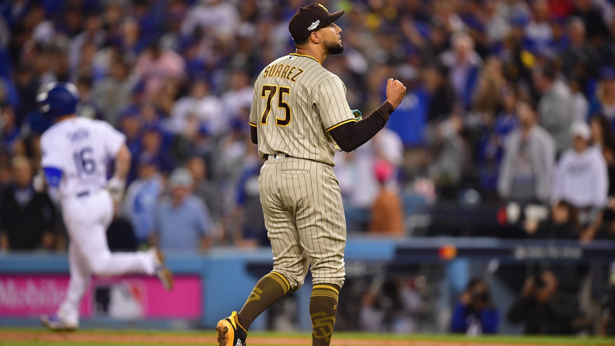 San Diego Padres and Robert Suarez have agreed on a new muilt-year dea