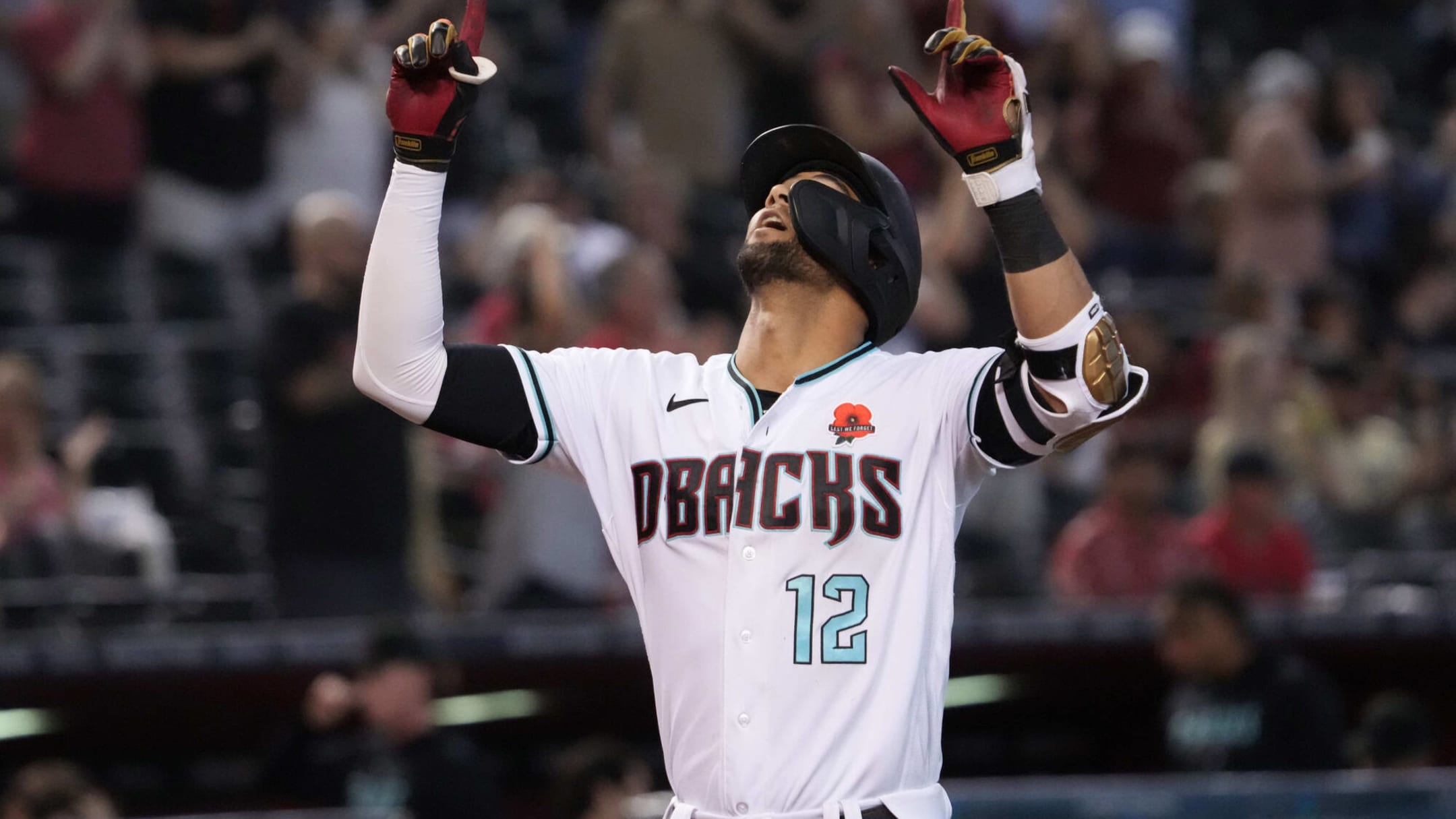 Lourdes Gurriel Jr. Homers With Dad in Attendance - Stadium