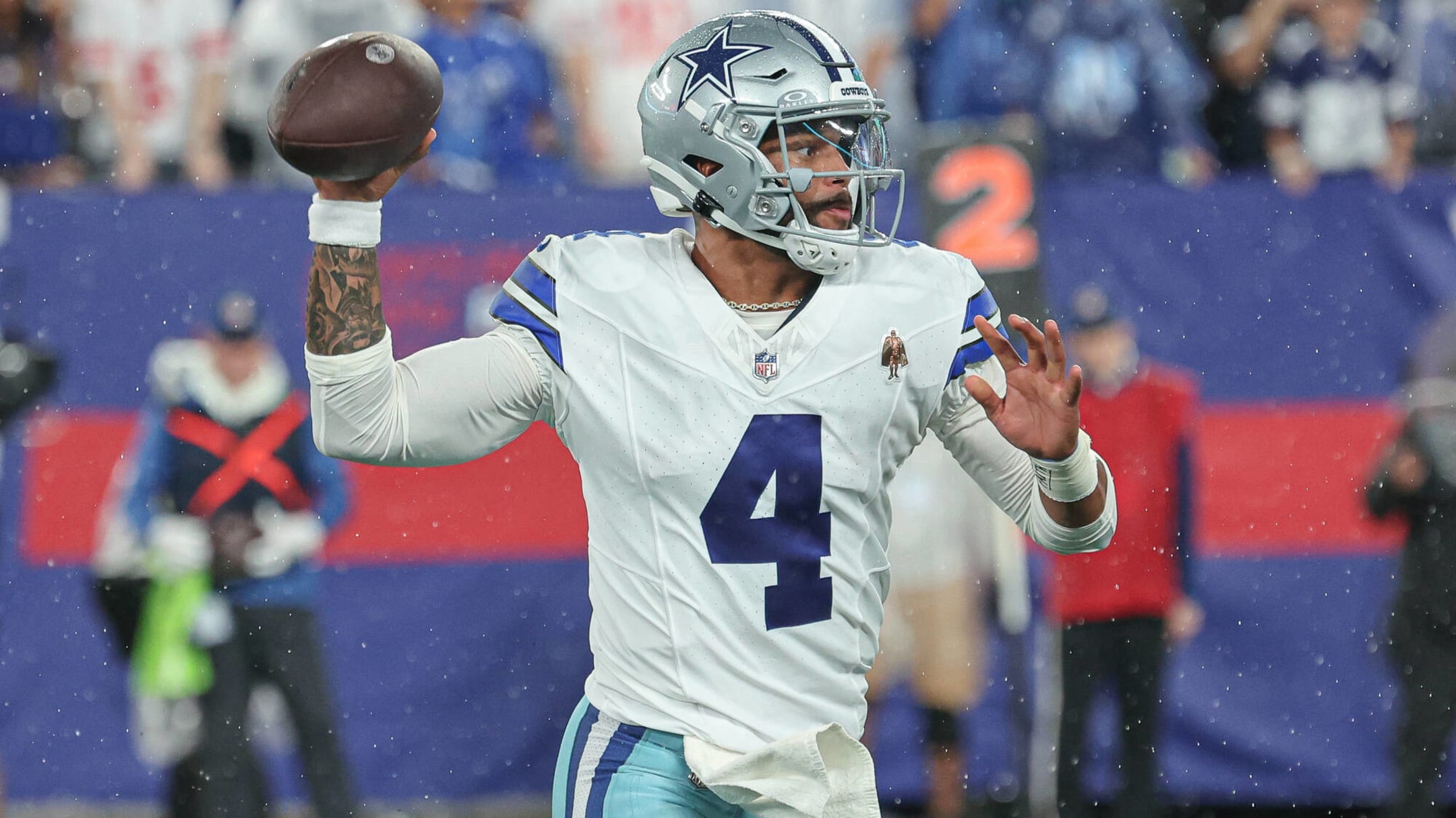 Dallas Cowboys' Dak Prescott Owed Apology from New York Giants' Tiki Barber  for Goofy Daniel Jones '100' Take - FanNation Dallas Cowboys News, Analysis  and More