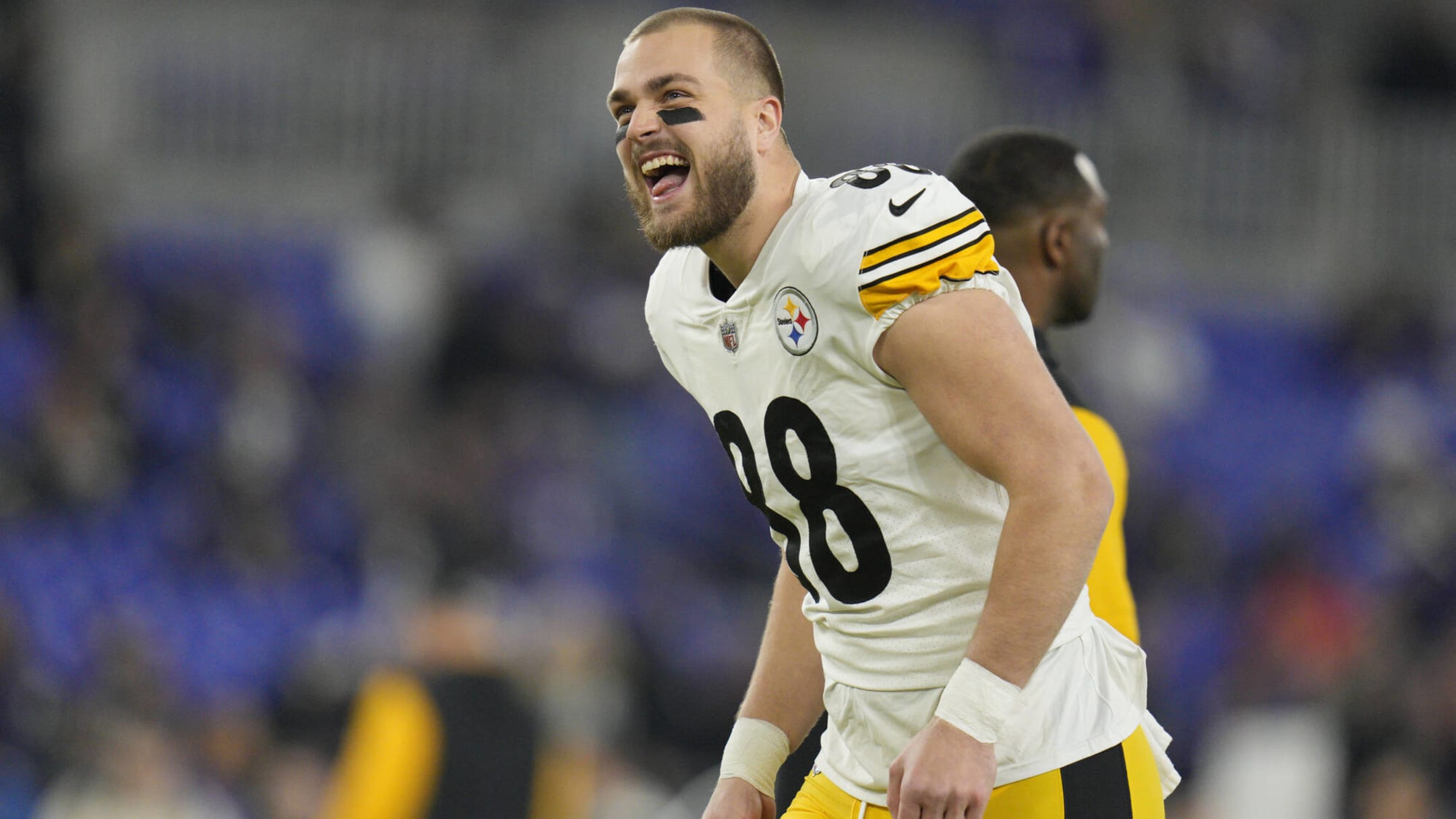 Steelers' Pat Freiermuth Detailed How He Repeated The 10th Grade