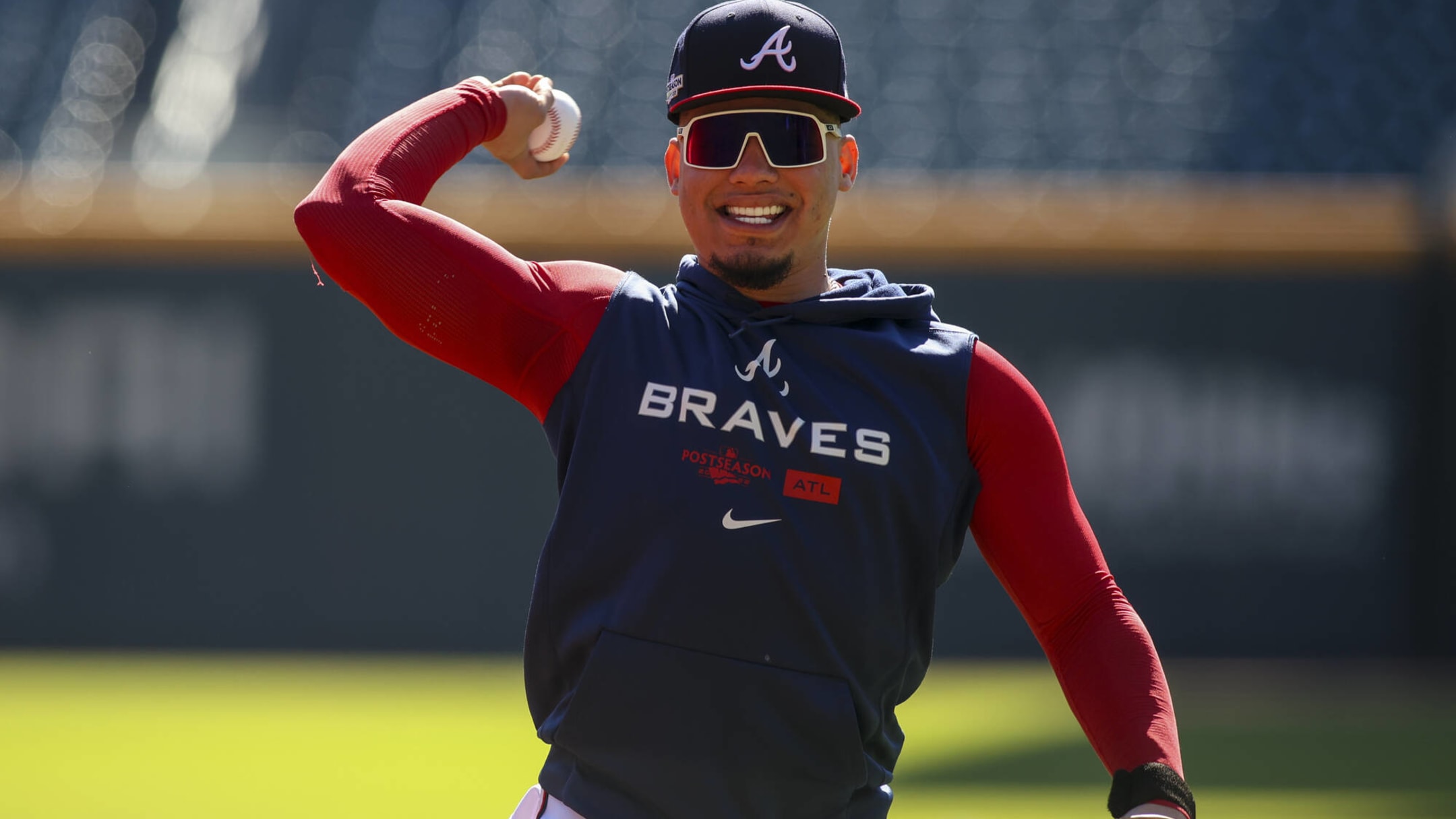 MLB on X: The @Braves are rockin' Los Bravos jerseys tonight