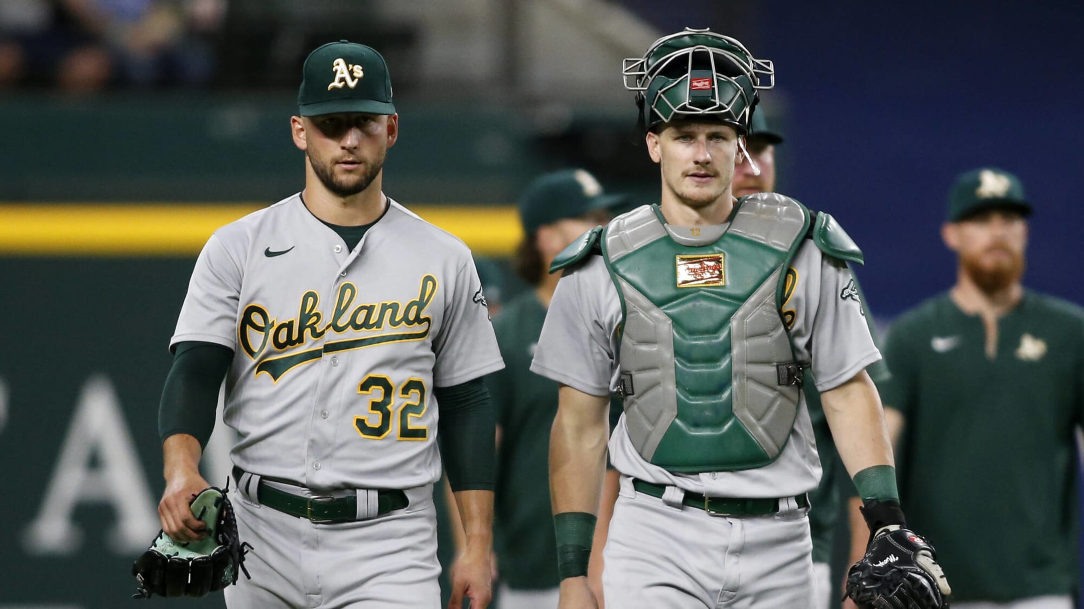 Braves trade for Gold Glove A's catcher Sean Murphy