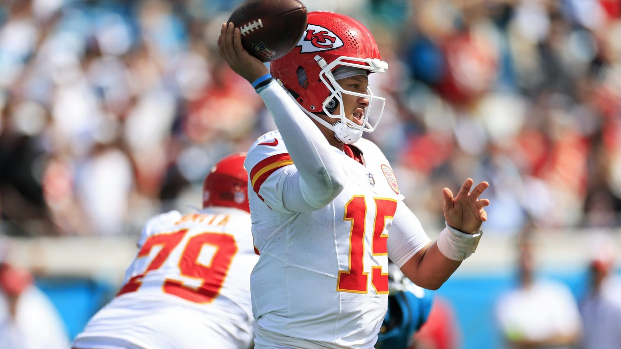 Chiefs' Patrick Mahomes values championships over contract