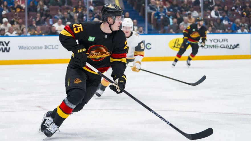 Canucks D Elias Pettersson arrived ahead of schedule and made a name for himself: 2024-25 Year in Review