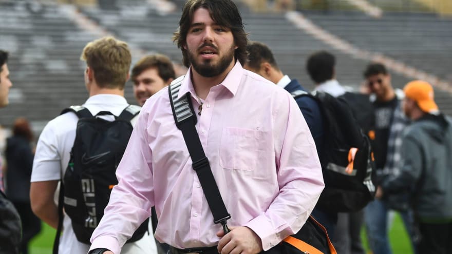 Former Vols offensive lineman says transition to new offense was &#39;difficult&#39; after transferring from Tennessee