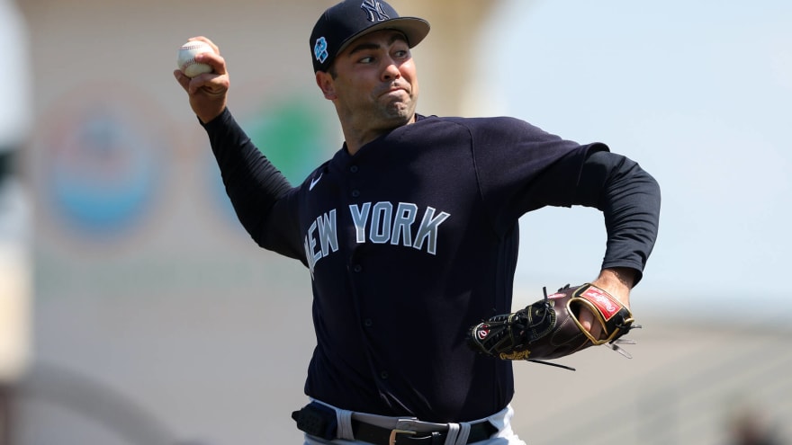 Yankees shut down key relief pitcher, pushing his return back