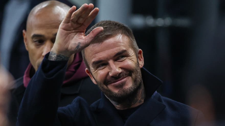 David Beckham urges Manchester United flops to prove critics wrong