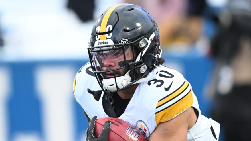 Steelers Will Ignite The Jaylen Warren Era In 2024: 'We&#39;re Looking At That Happening Sooner Rather Than Later'