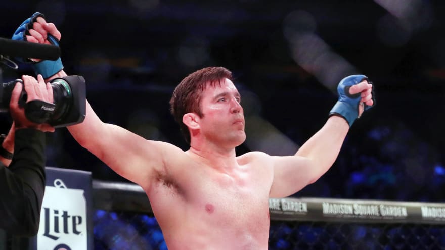Chael Sonnen clowns Jorge Masvidal for not doing steroids in his life: ‘I can’t believe you didn’t’