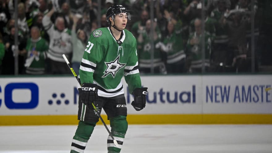 Stars’ Jason Robertson Needs More Help After Game 2 Loss