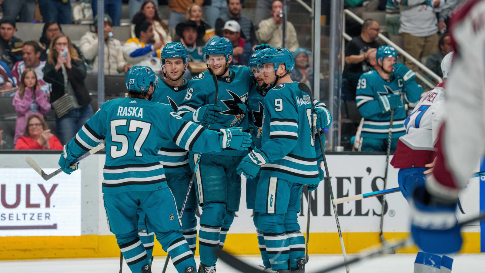 Sharks Locker Room: Lorentz More Confident Than Ever, Quinn on Education of Henry Thrun