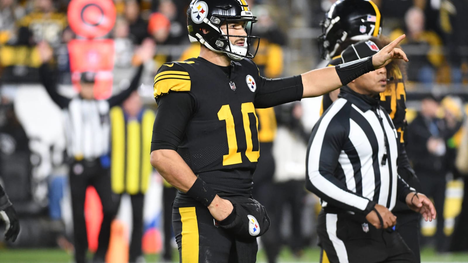 Steelers Insider Reprimanding The Organization After Tripling Down On Mitch Trubisky