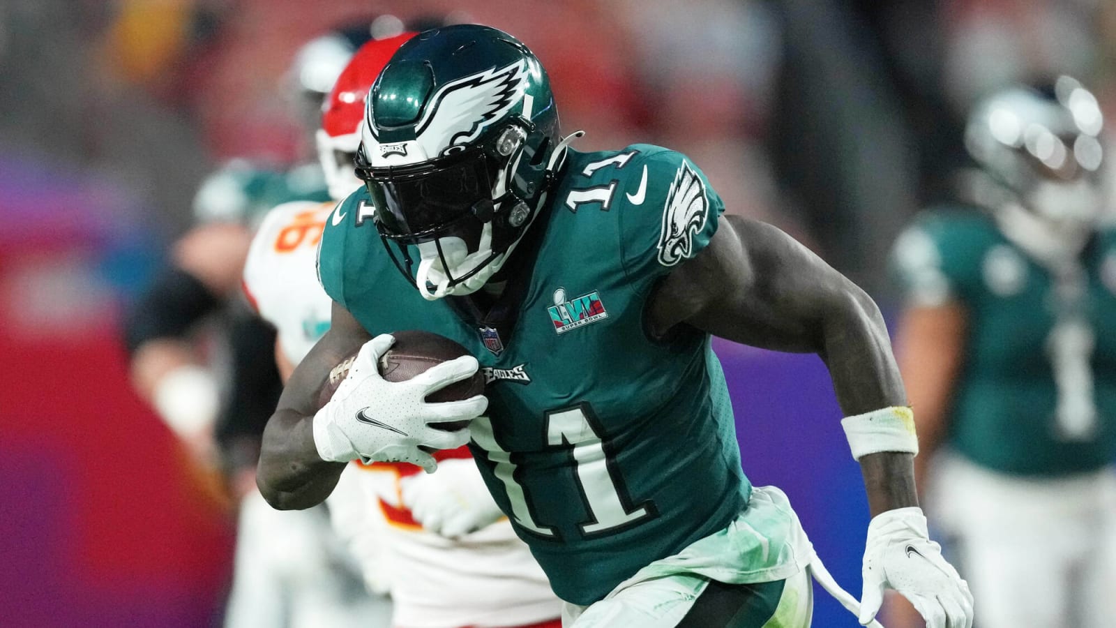 Eagles WR AJ Brown reveals what led to fallout with Titans