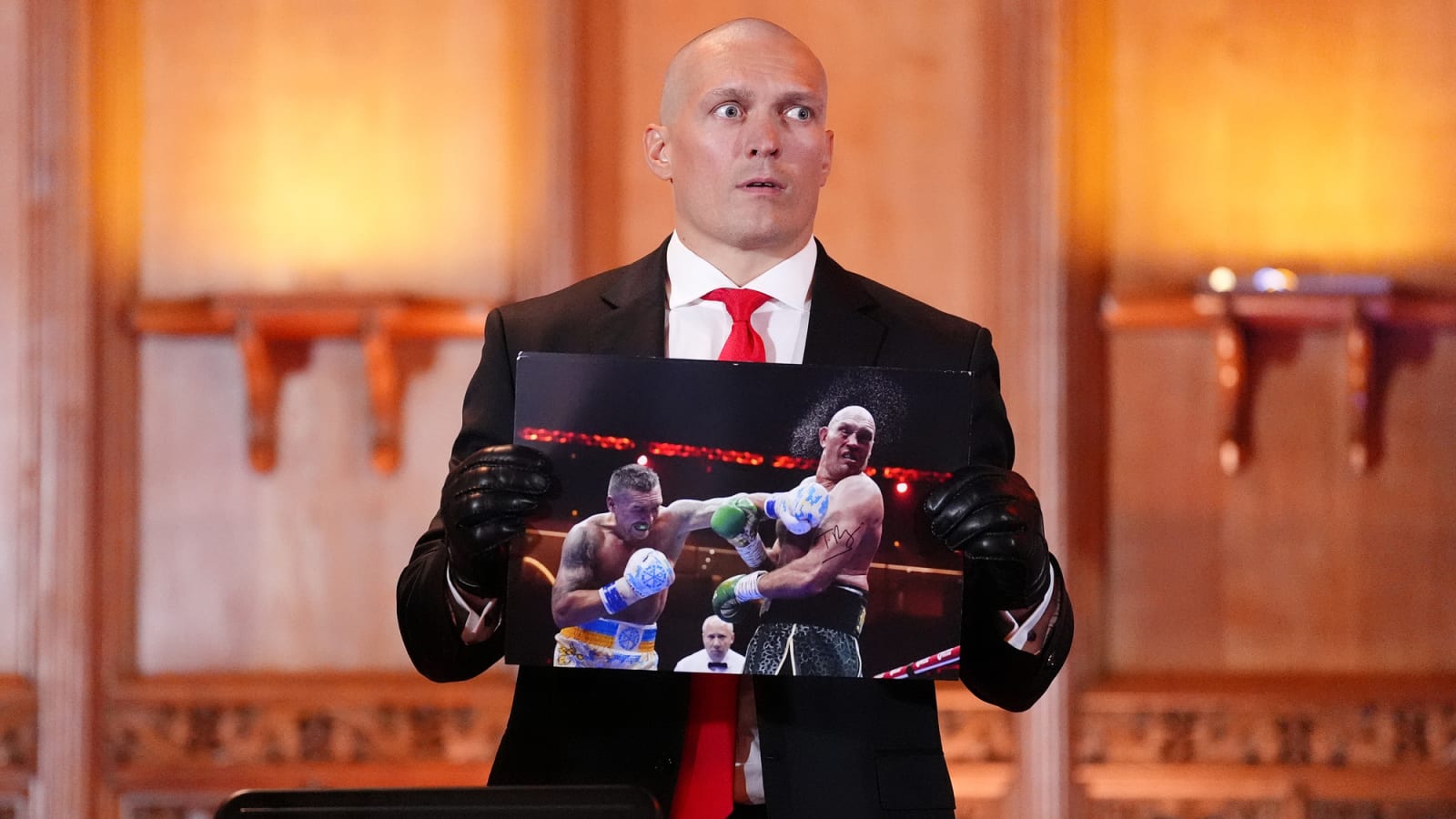 Usyk Wins The Mind Games In The Fury Presser