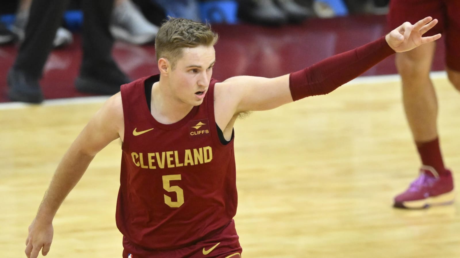 Cavs Triumph Over Jazz, Sam Merrill Leads Scoring Career-High