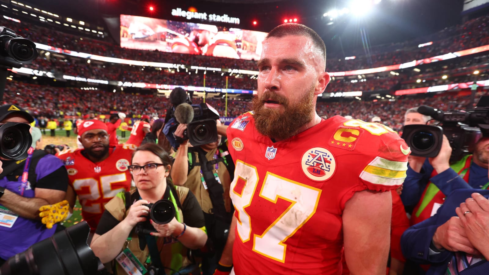 Kansas City Chiefs, Travis Kelce Work Out Record Extension