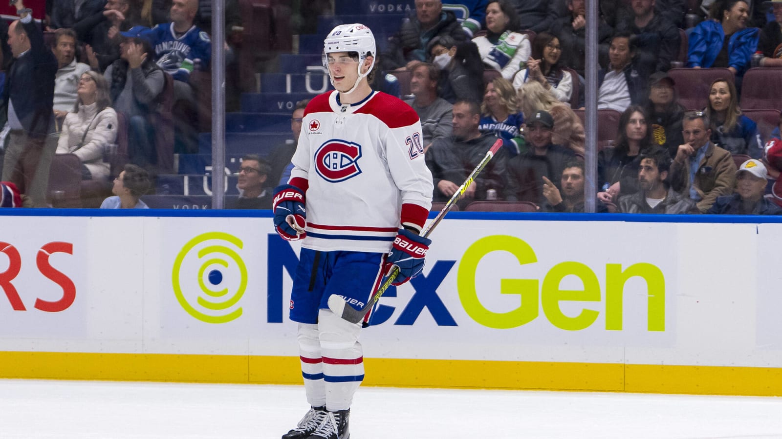 Canadiens Slafkovsky Extends Scoring Streak In Loss To Canucks