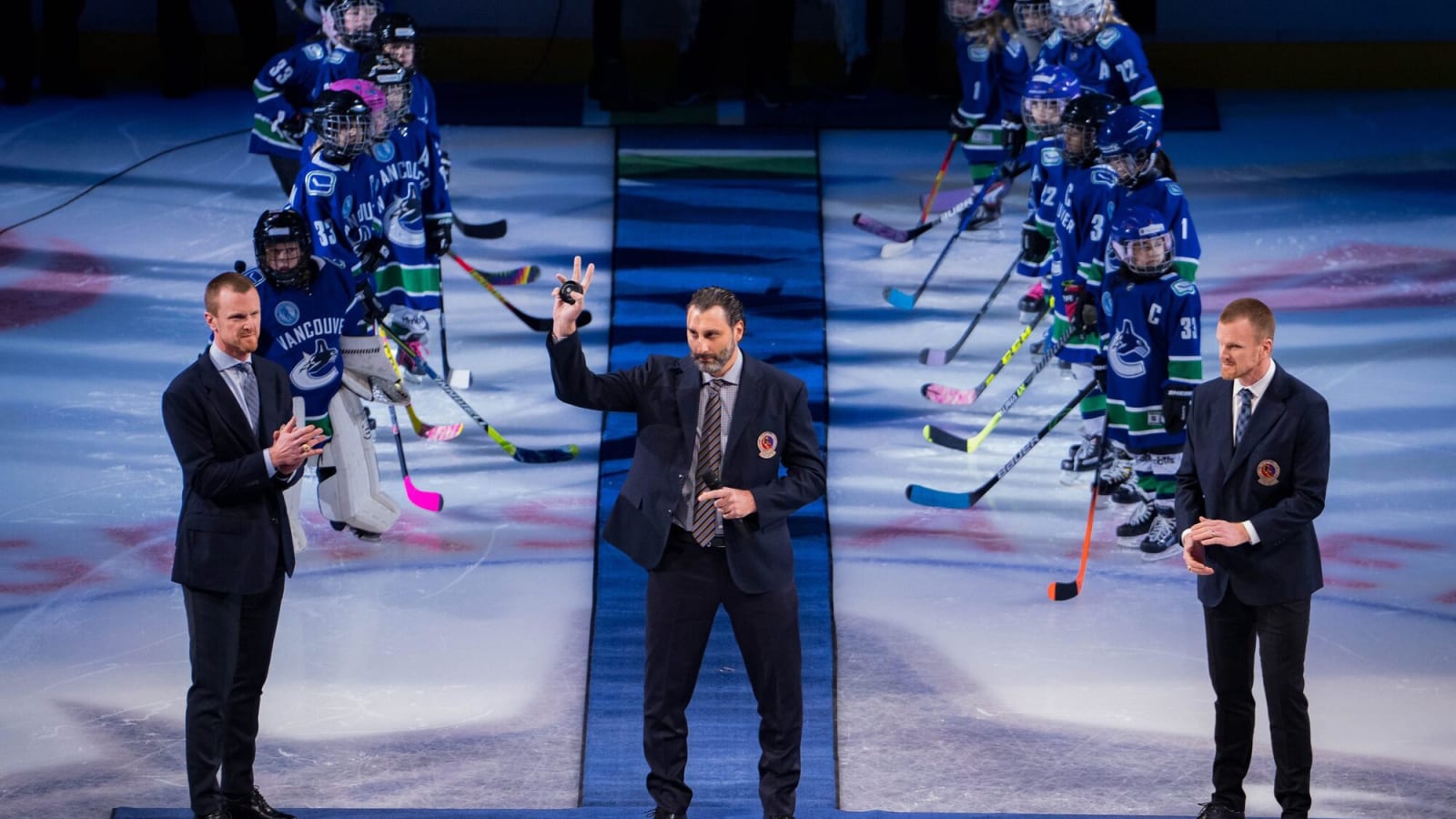 Sedin brothers highlight Canucks’ NHL quarter-century team