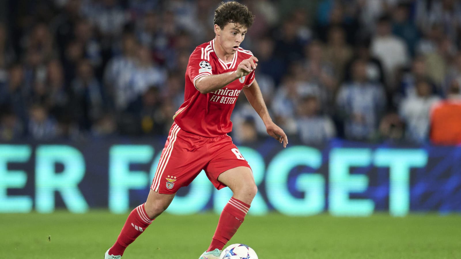 Manchester United frontrunners to sign €120m-rated Jorge Mendes client