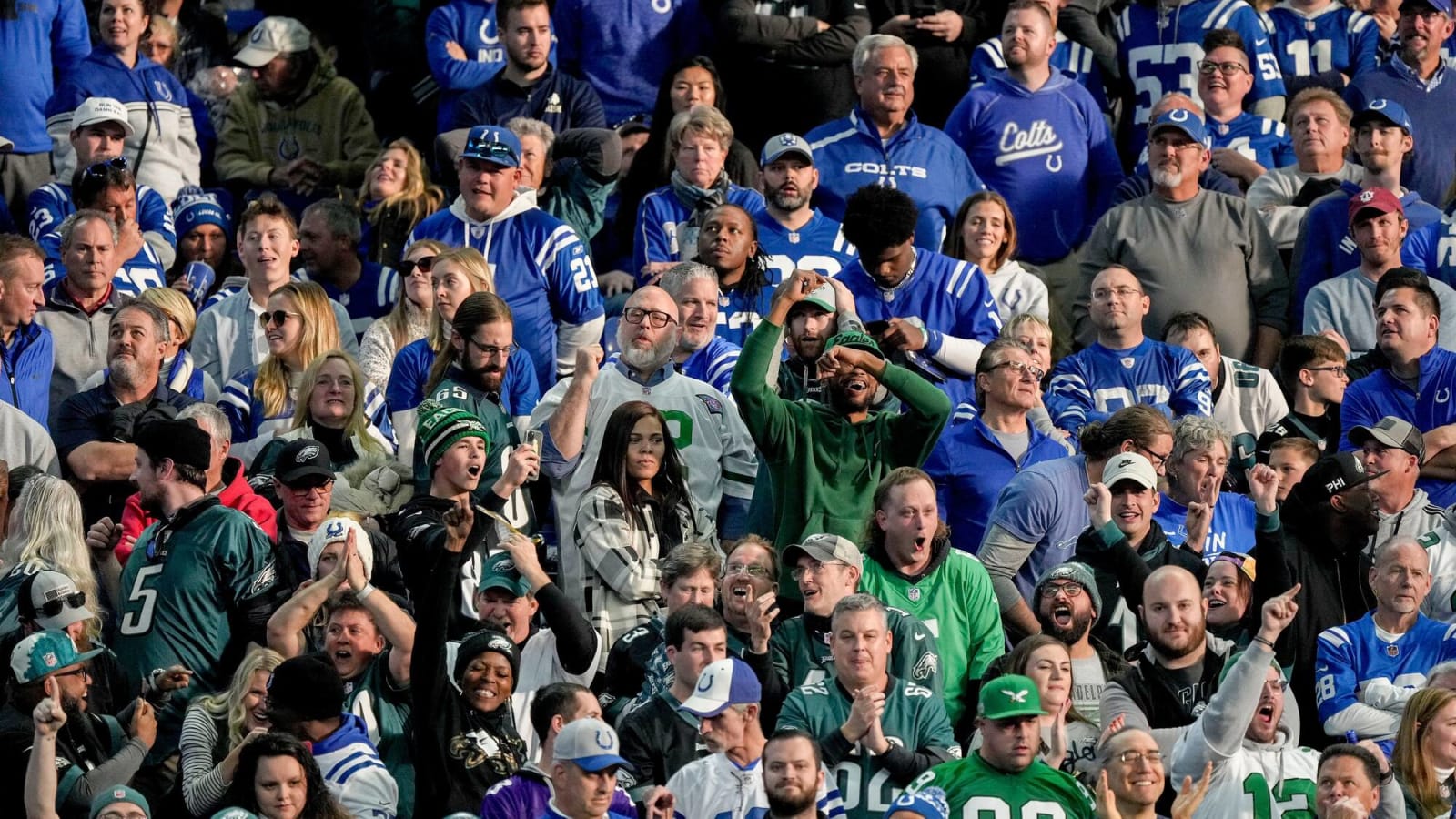 Graphic Shows NFL Attendance Leaders By Team Yardbarker