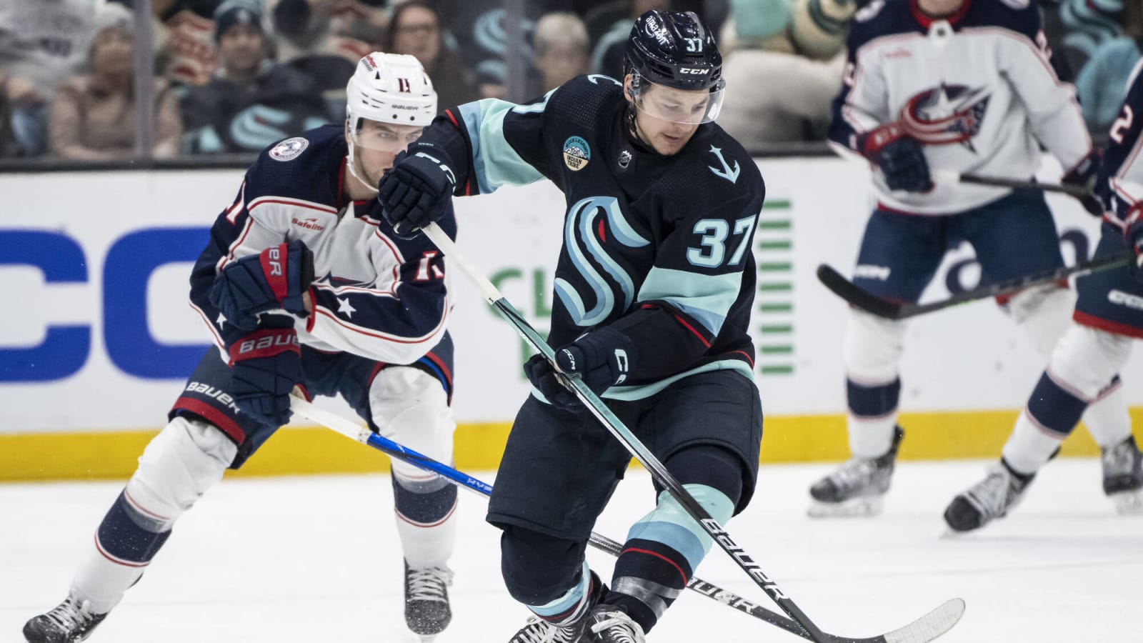 Blue Jackets’ Adam Fantilli suffers lower-body injury vs. Kraken, will not return