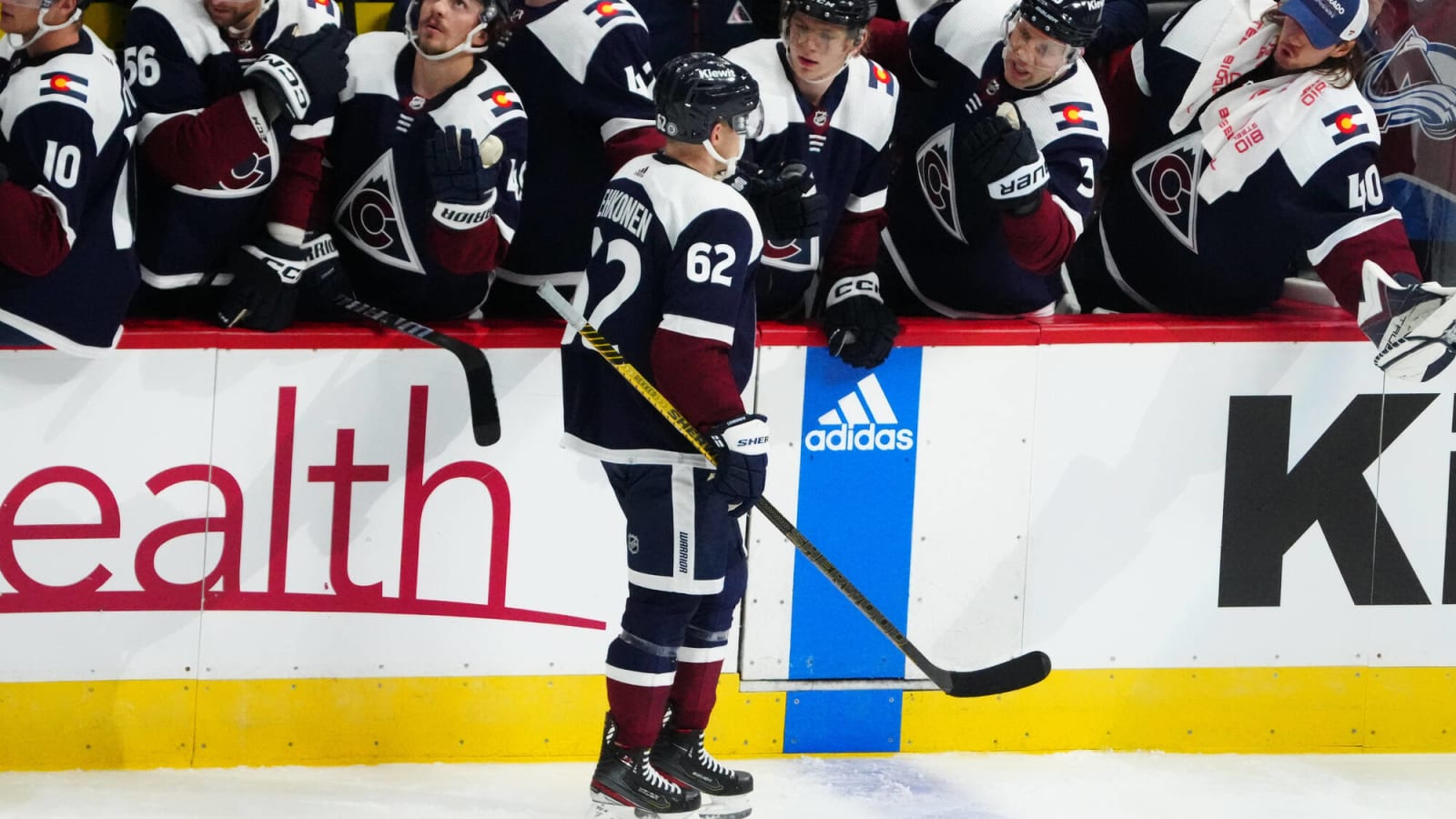 Avalanche Notebook: Where They Envision Lehkonen, Wood Not Ready