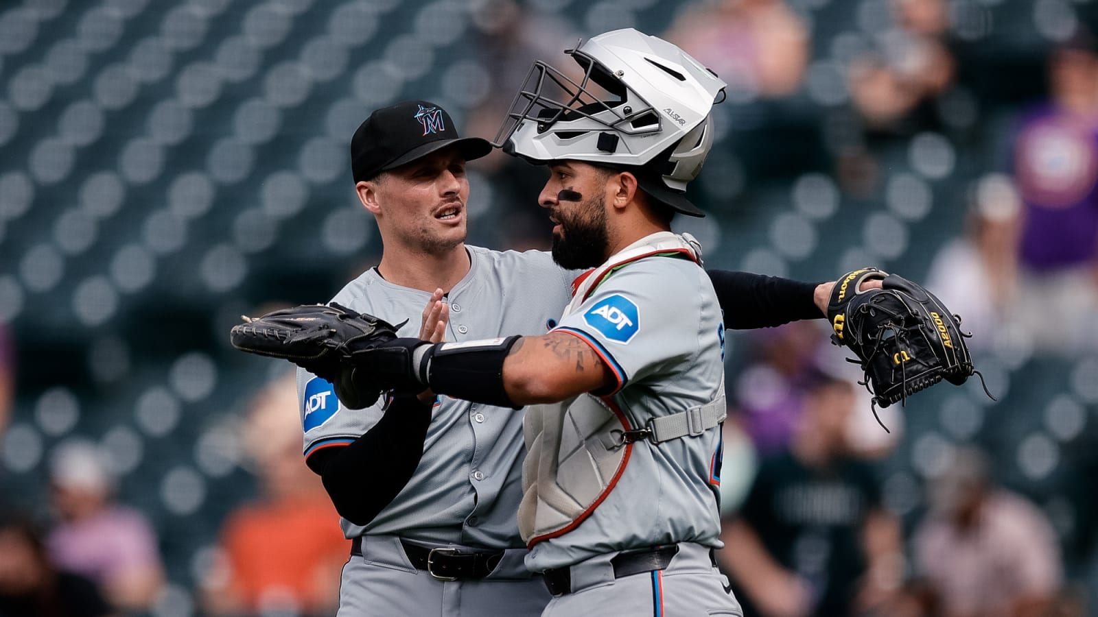 Marlins Outright Ali Sanchez, Kent Emanuel
