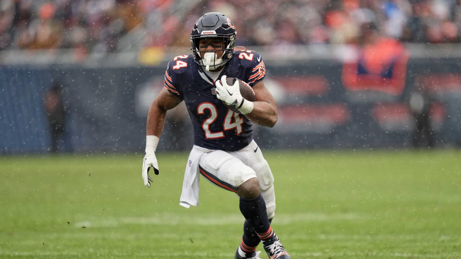 NFL writer suggests Cowboys should pursue trade for Bears RB