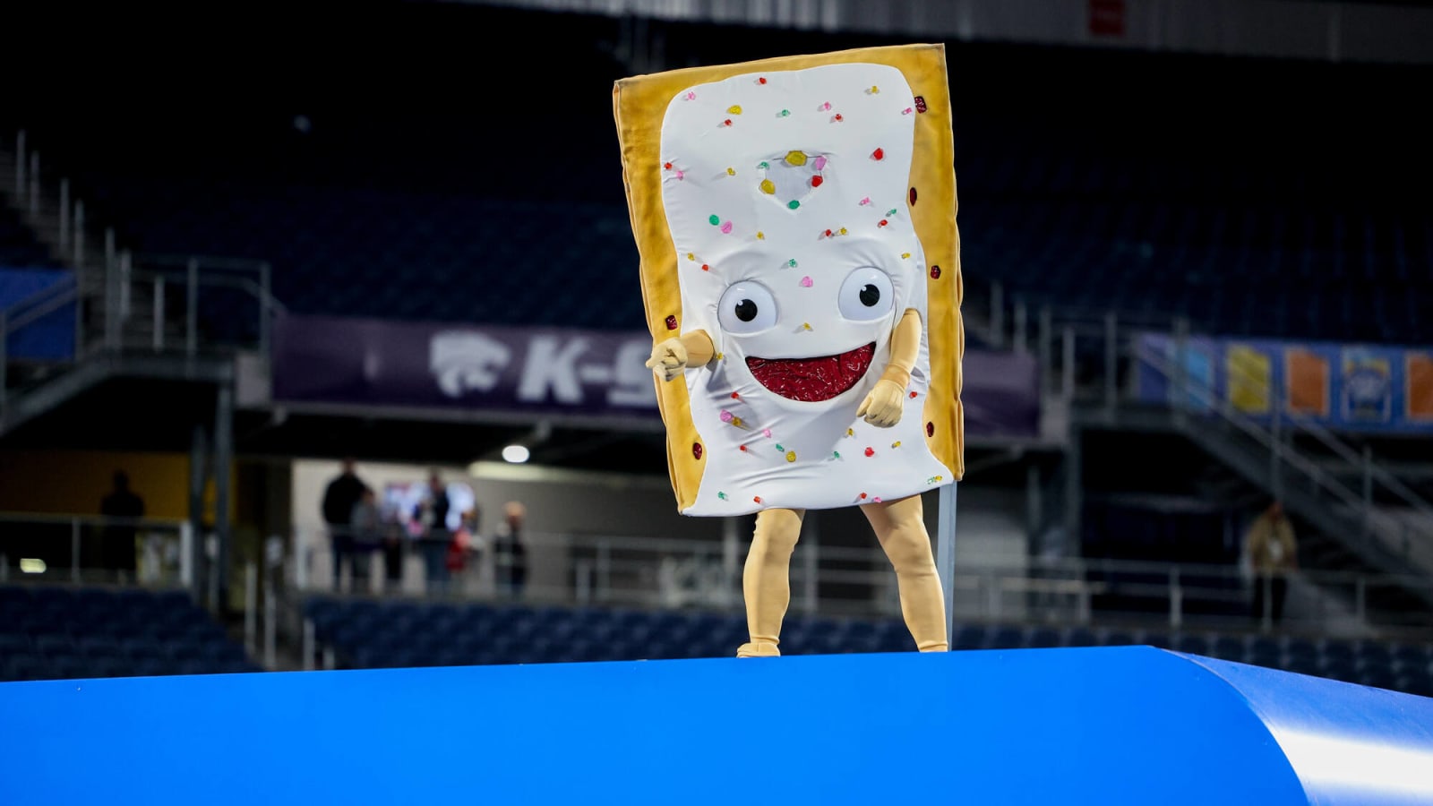  The Pop-Tarts Bowl Mascot had Social Media Buzzing After a Wildly Successful 1st Game