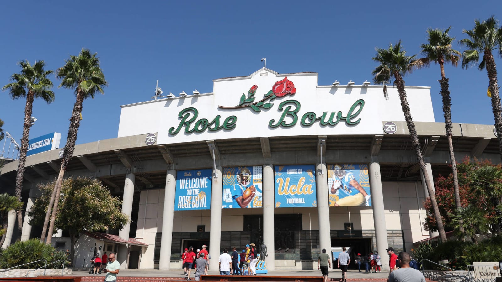 The CFP has issued the Rose Bowl an ultimatum and no guarantees