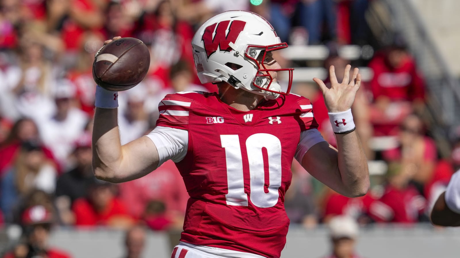 How Wisconsin’s QB Tyler Van Dyke can challenge Alabama’s defense